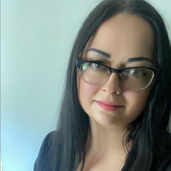 Meet your Posher, Keeley - Picture 16 of 16